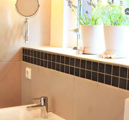 -apartment Am Luisenpark-perfekte Lage Im Gruenen Fuer Ihren Aufenthalt Appartamento Erfurt